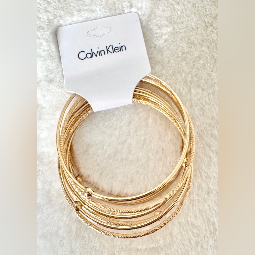 Calvin Klein Gold Bangle Bracelet Set - Nwt 18$